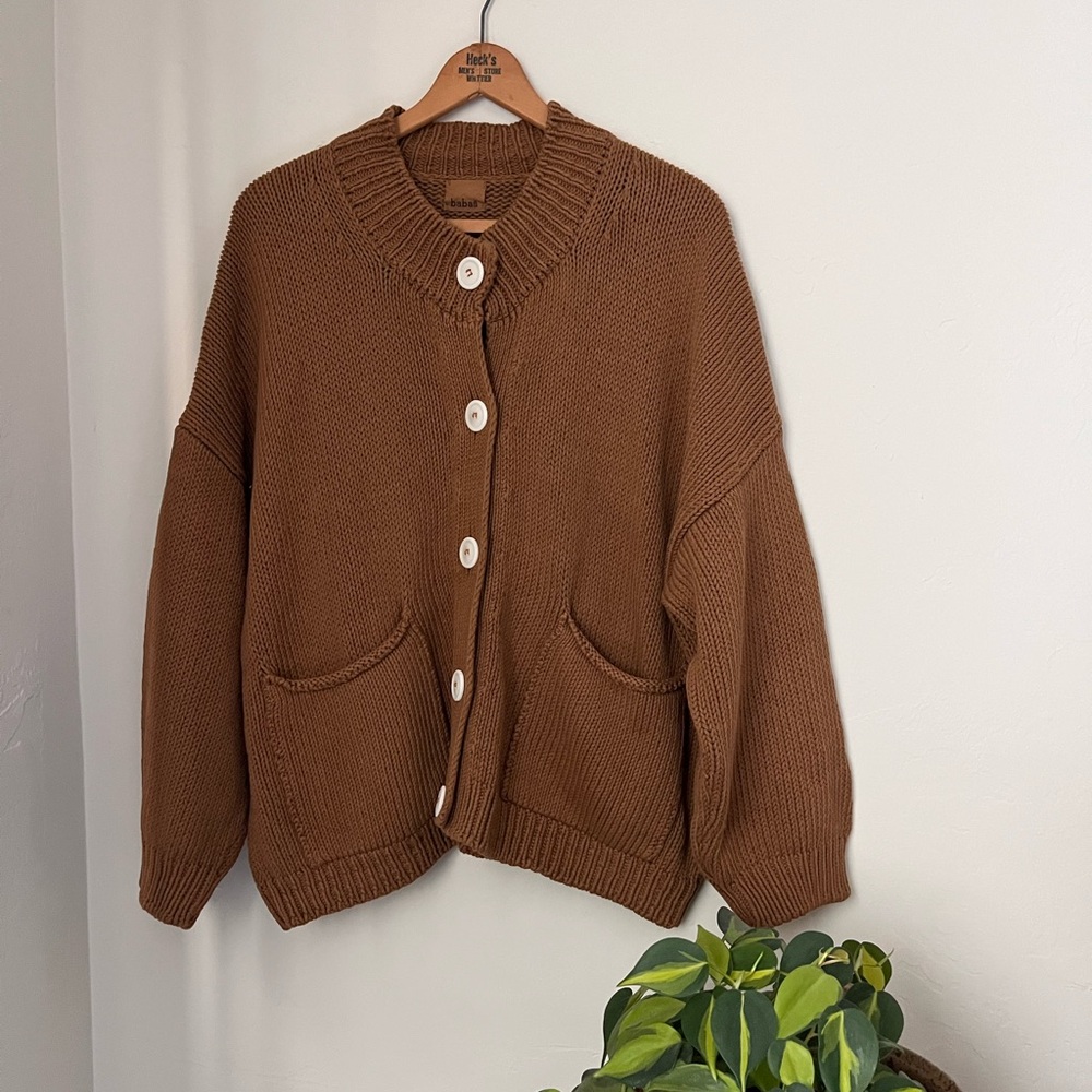 Babaa Cardigan No. 88 Sukkari